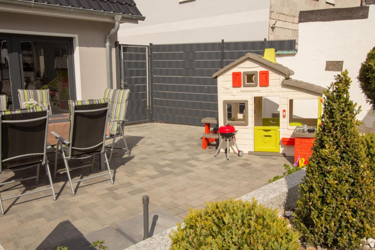 Familienfreundliches Ferienhaus In Kroepelin 외부 사진